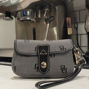 Dooney & Bourke Black/Gray Signature Monogram Jacquard Flap Wristlet
